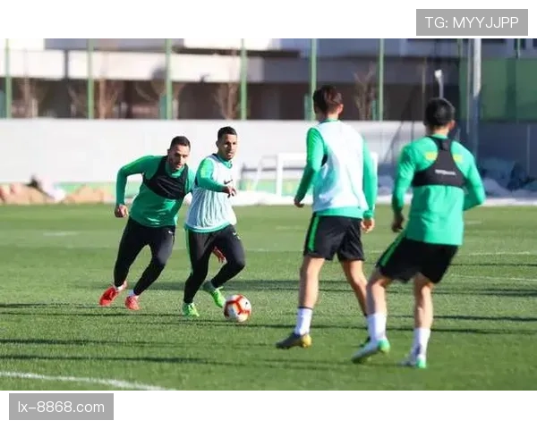 北京国安节奏问题凸显，中场功能重叠情况对球队整体表现造成影响